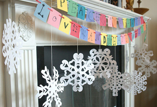 How to make paper snowflakes